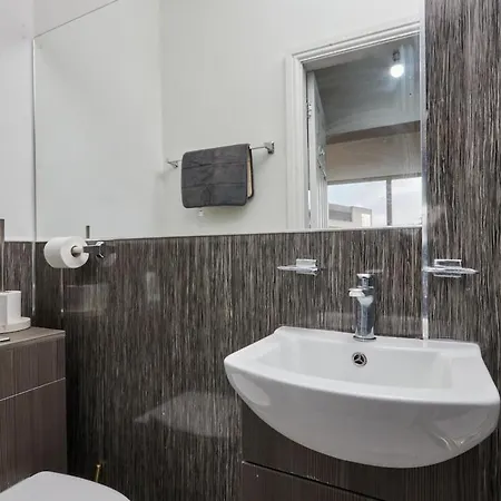 アパート Sleeps 3 - Temporary Relocation - Work & Family Stays - Free Parking リーズ