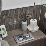 Centre - Sleeps 3 - Corporate & Family Relocations - Workspace & Wifi - Free Parking * Leeds (West Yorkshire)