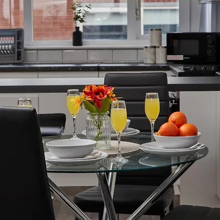 דירה Centre Corporate & Family - Parking, Wifi & Workspace *