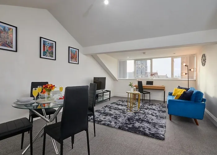 Centre - Sleeps 3 - Corporate & Family Relocations - Free Parking Leeds (West Yorkshire)