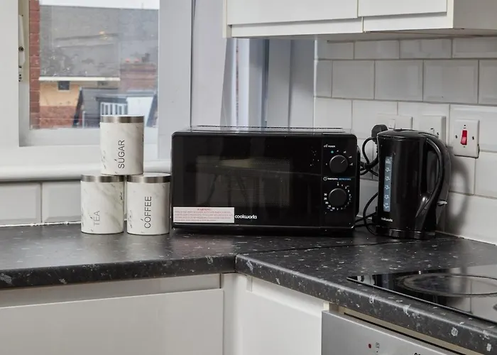 Centre - Sleeps 3 - Corporate & Family Relocations - Free Parking * Leeds (West Yorkshire)