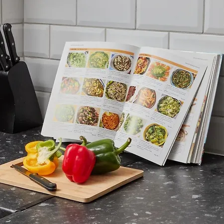 Sleeps 3 - Temporary Relocation - Work & Family Stays - Free Parking Apartment *